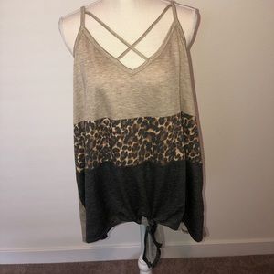 2X Criss Cross Knotted Front Leopard Striped Tank